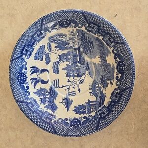 Vintage 9" blue and white willow dinner plate from Japan